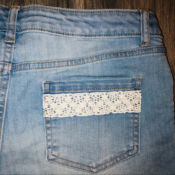 Cat & Jack Embroidered Denim Shorts - Picture 5 of 7